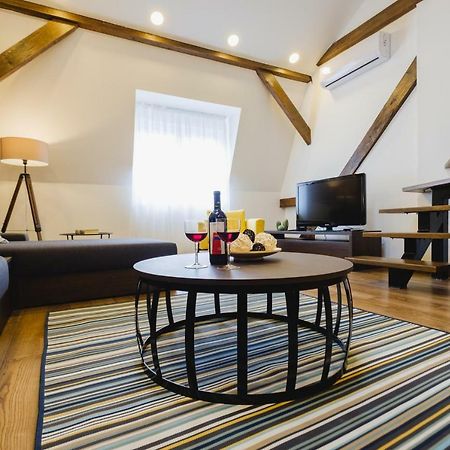 Apartment Lea Lux Belgrado Buitenkant foto